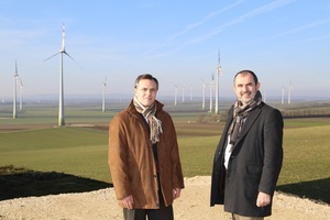 © Renergie - Die Geschäftsführer der Renergie, Mag. Lausch und DI Plank, freuen sich über die erfolgreiche Inbetriebnahme des Windparks HAGN.